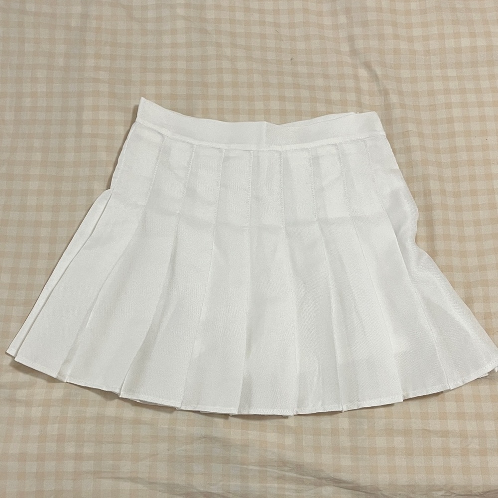 YESSTYLE Korean White Pleated Tennis Skirt with Shorts Underneath